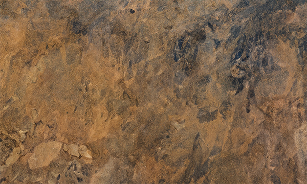 Eighteen Carat Gold Granite